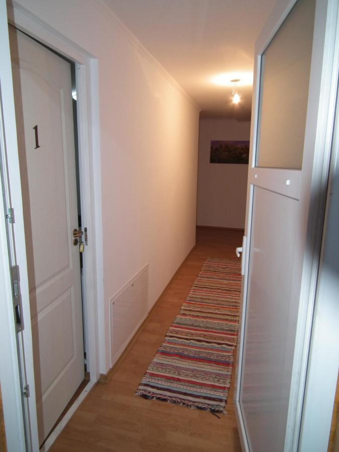 Kalmi Vendeghaz Hotel Corund  Bagian luar foto