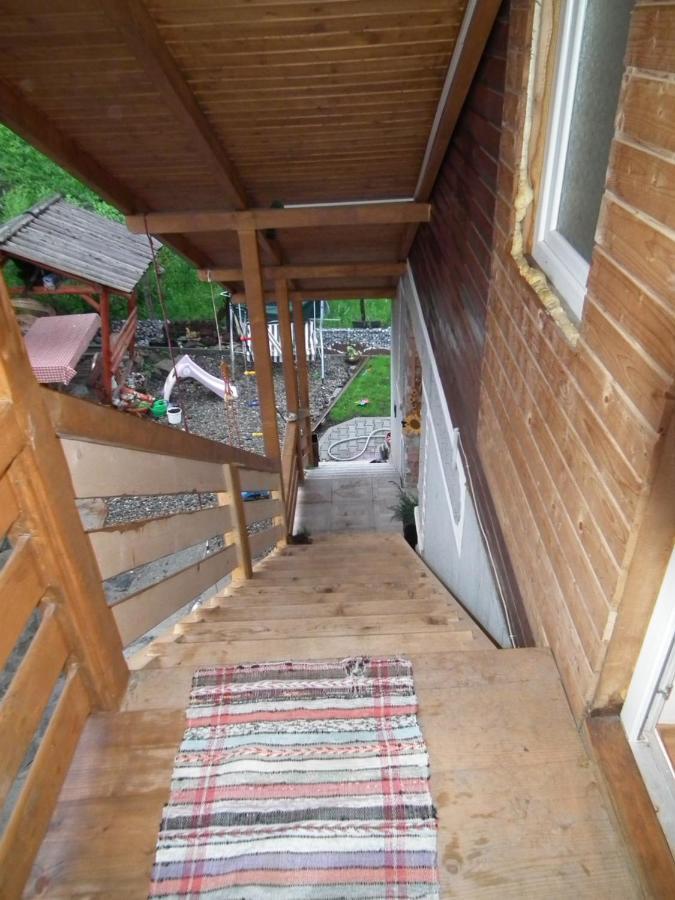 Kalmi Vendeghaz Hotel Corund  Bagian luar foto